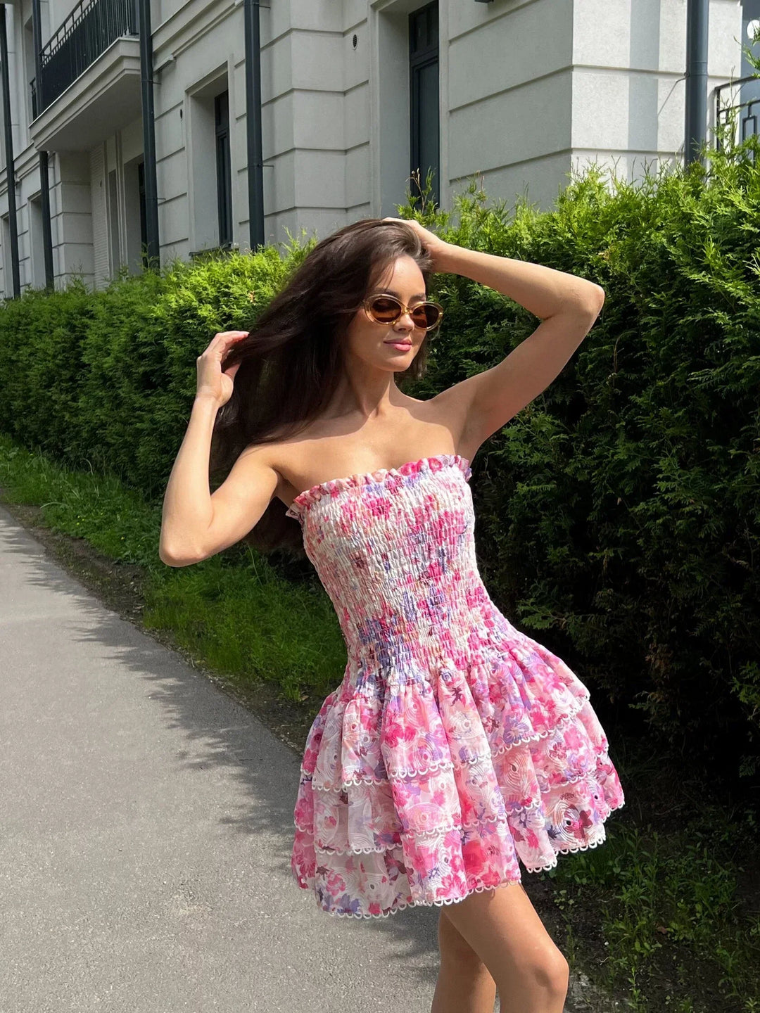 SOFIA | ROBE COURTE BUSTIER À VOLANTS