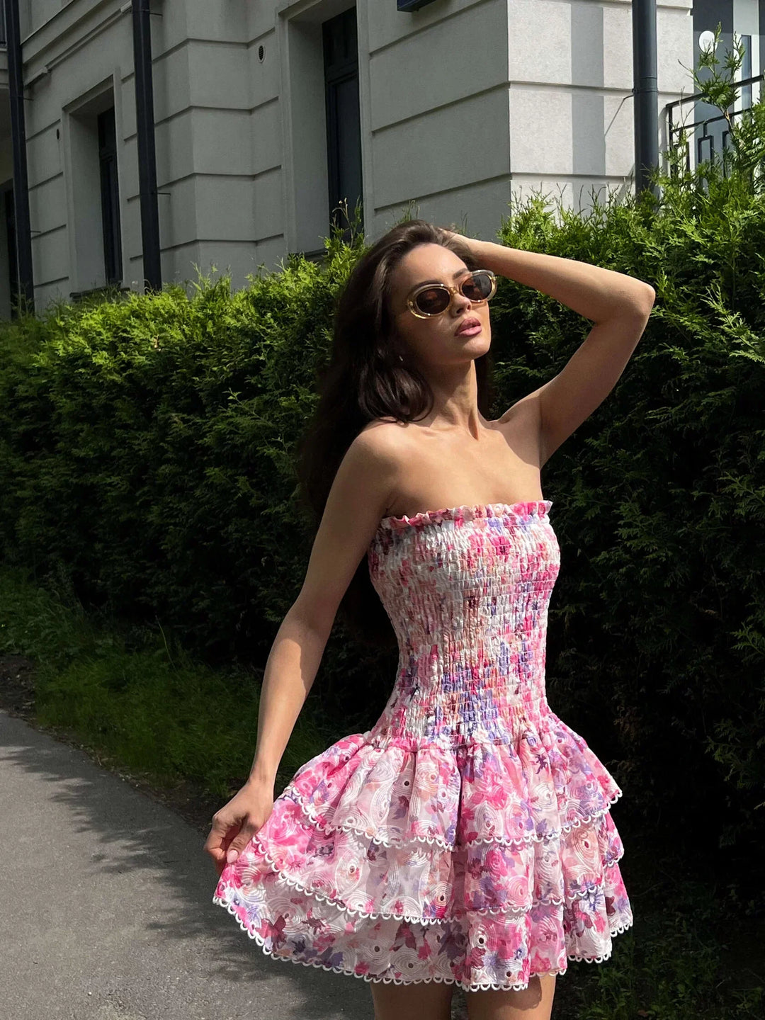 SOFIA | ROBE COURTE BUSTIER À VOLANTS