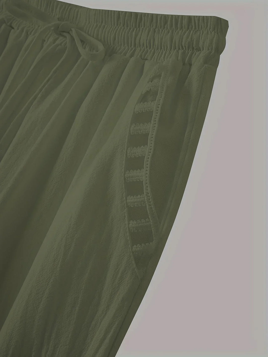 Tracey - Chic Cropped Pants