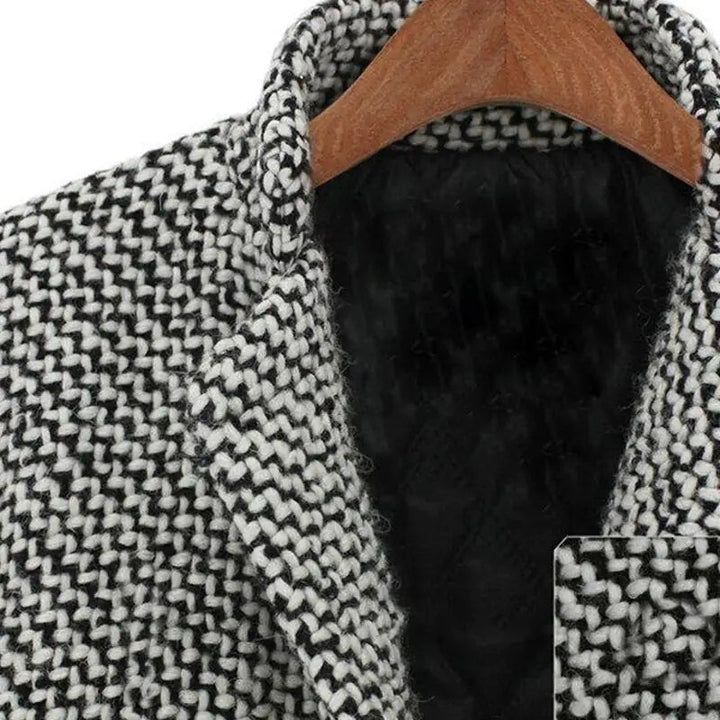 Audrey - Timeless Houndstooth Coat