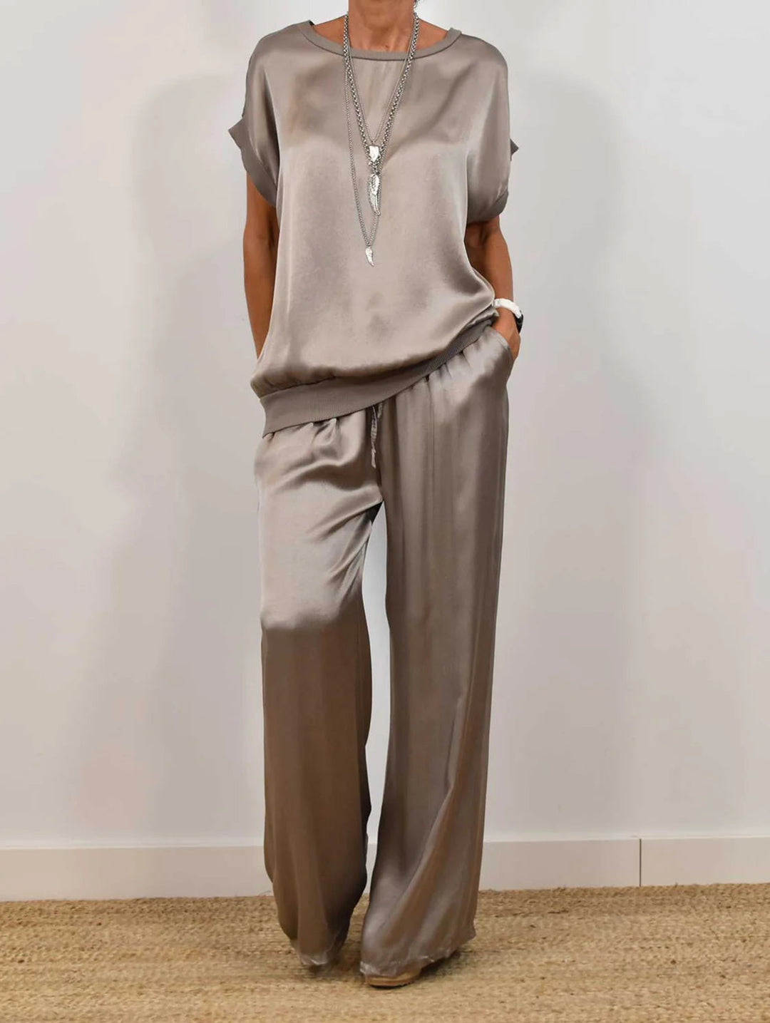 Isla - Effortless Silk Lounge Set